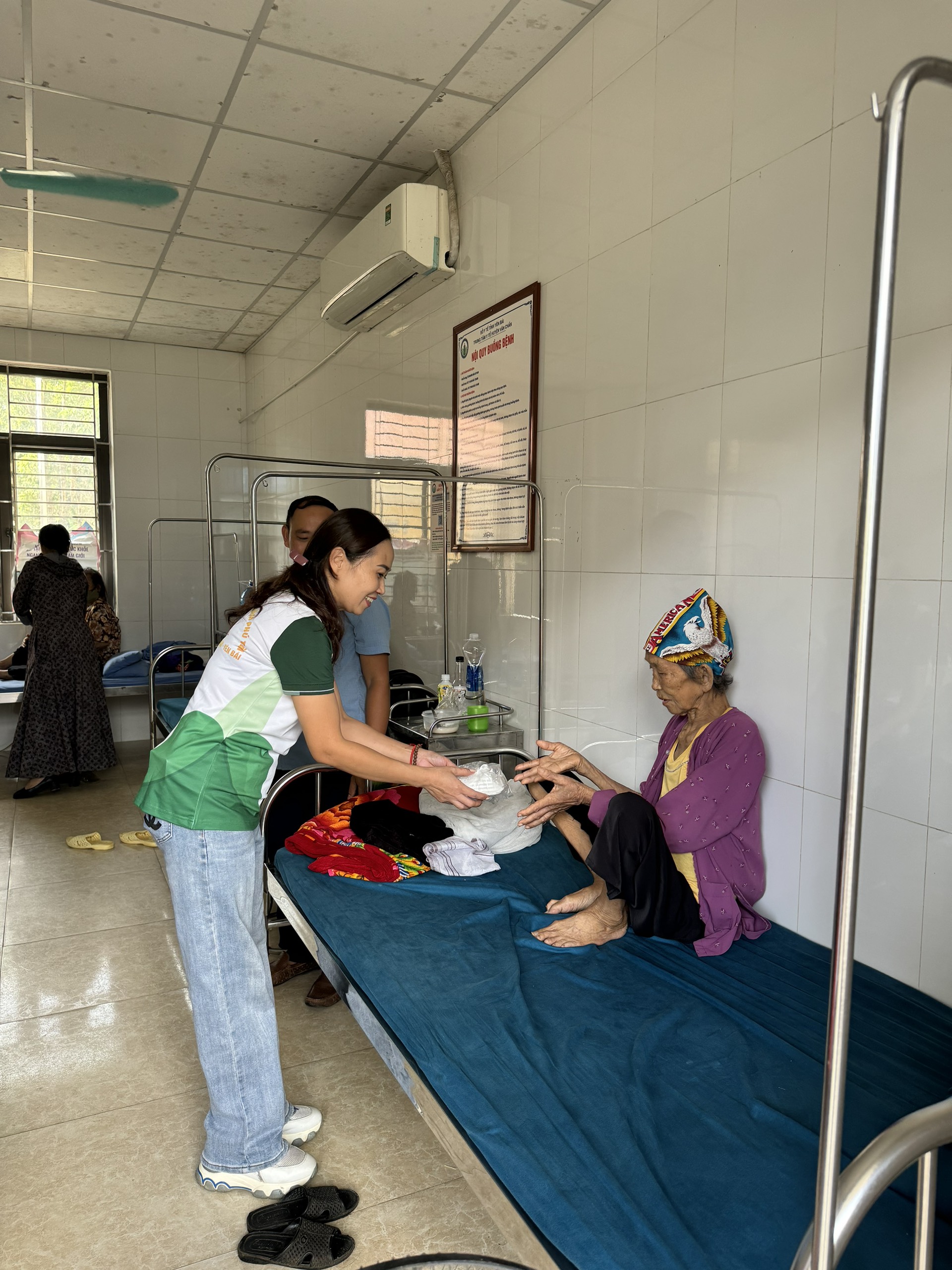 Công tác từ thiện của Công ty TNHH Thực Phẩm Phú Tài -“bếp ăn 0 đồng” trao hàng nghìn bữa cơm nghĩa tình ấm lòng người bệnh.